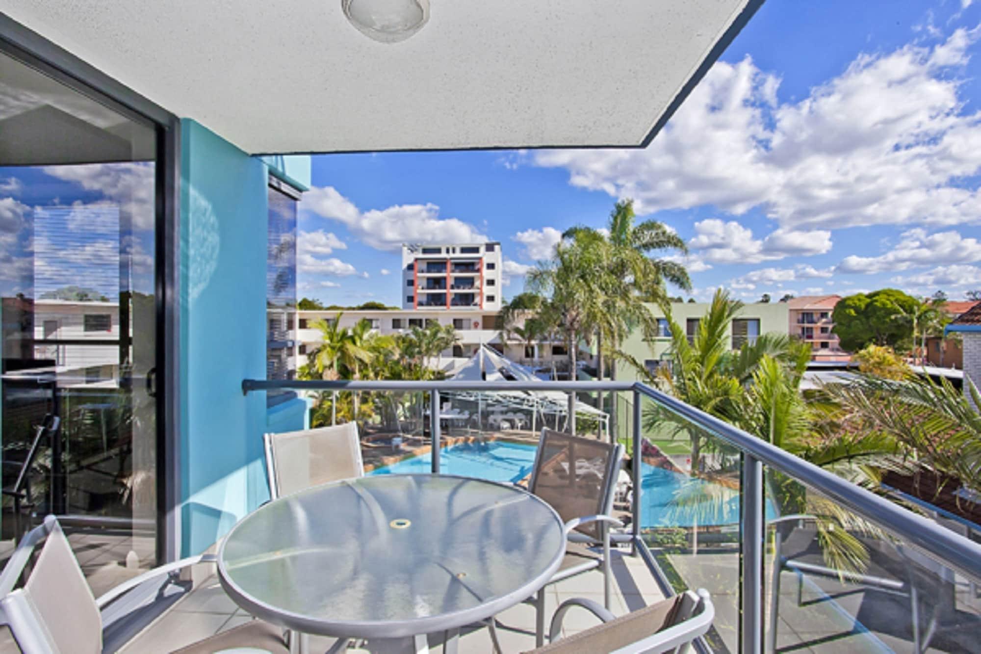 Aqualine Apartments On The Broadwater Gold Coast Exterior photo
