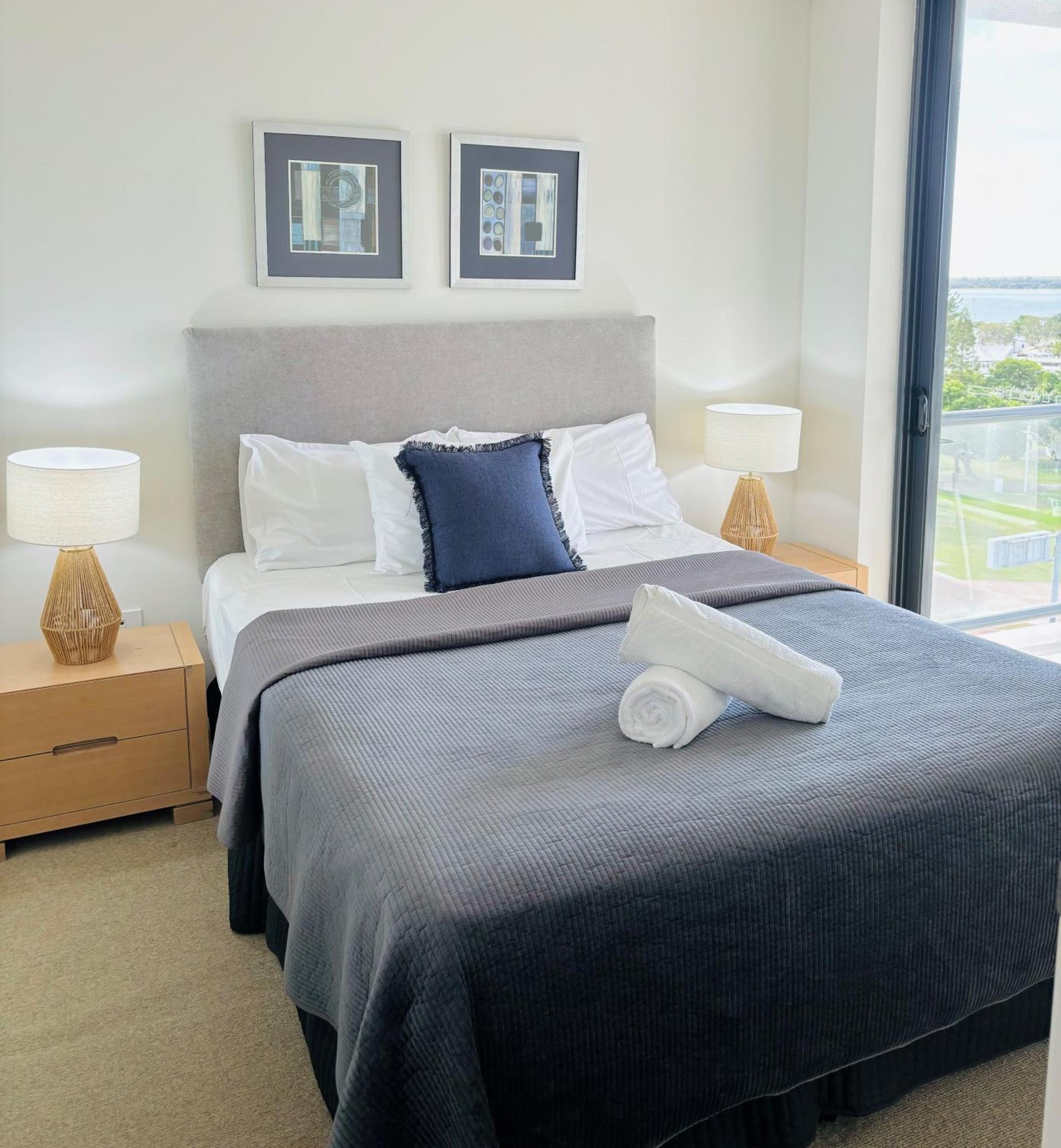 Aqualine Apartments On The Broadwater Gold Coast Exterior photo