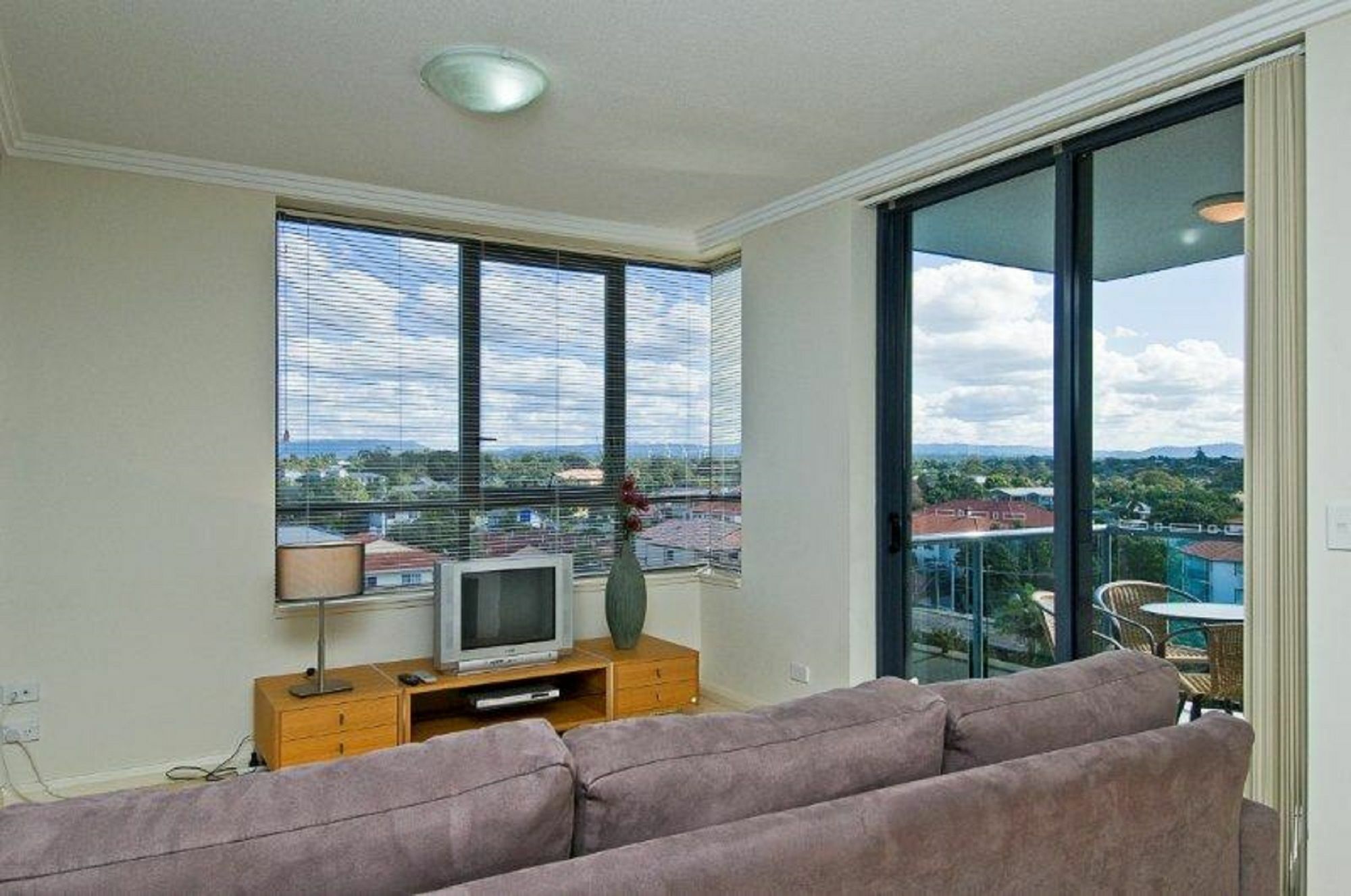 Aqualine Apartments On The Broadwater Gold Coast Exterior photo