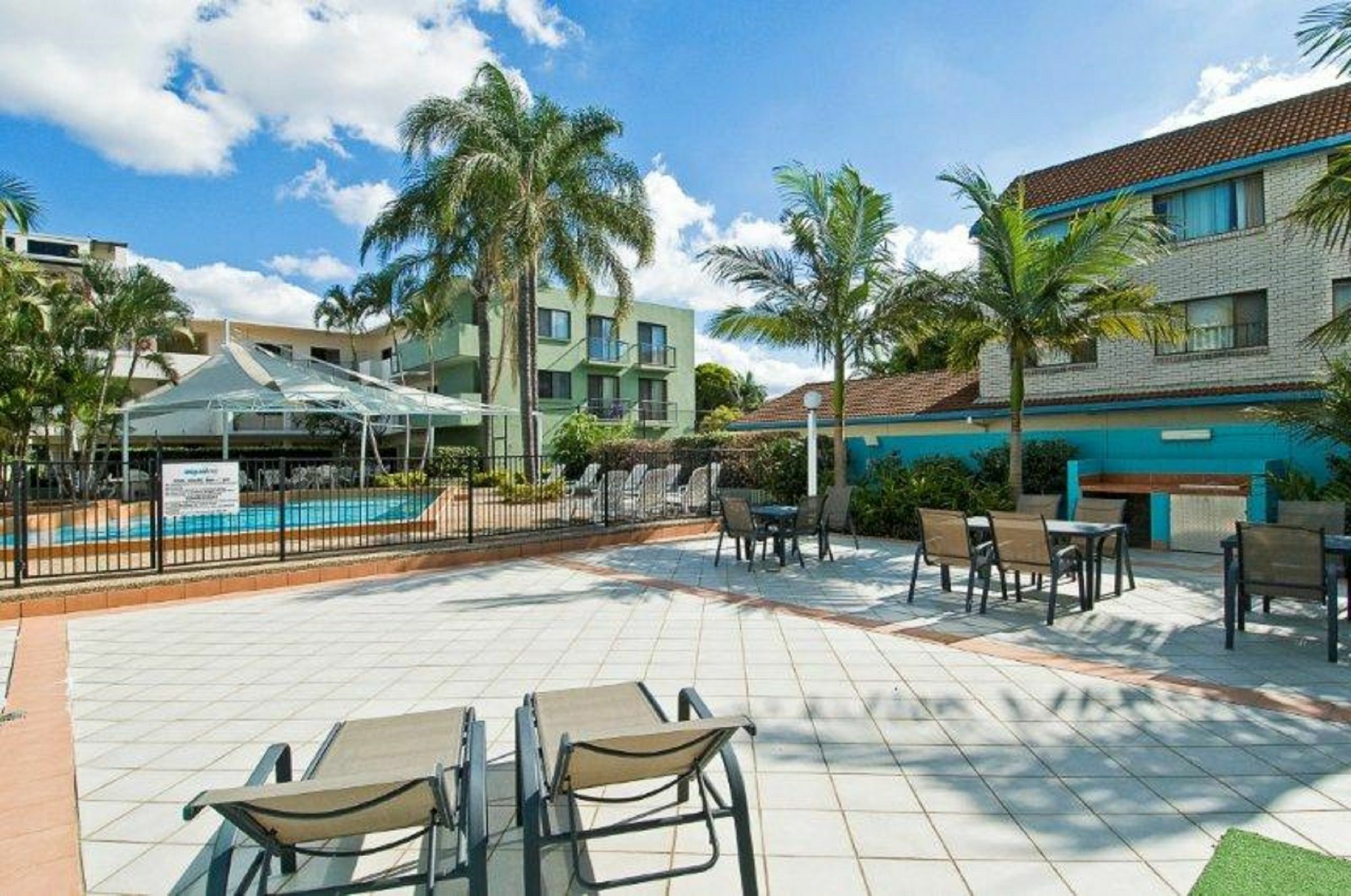 Aqualine Apartments On The Broadwater Gold Coast Exterior photo